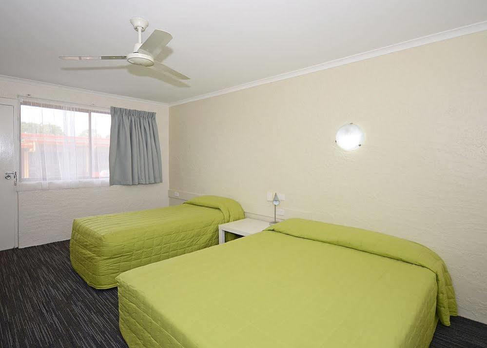 Urangan Motor Inn Херви Бей Екстериор снимка